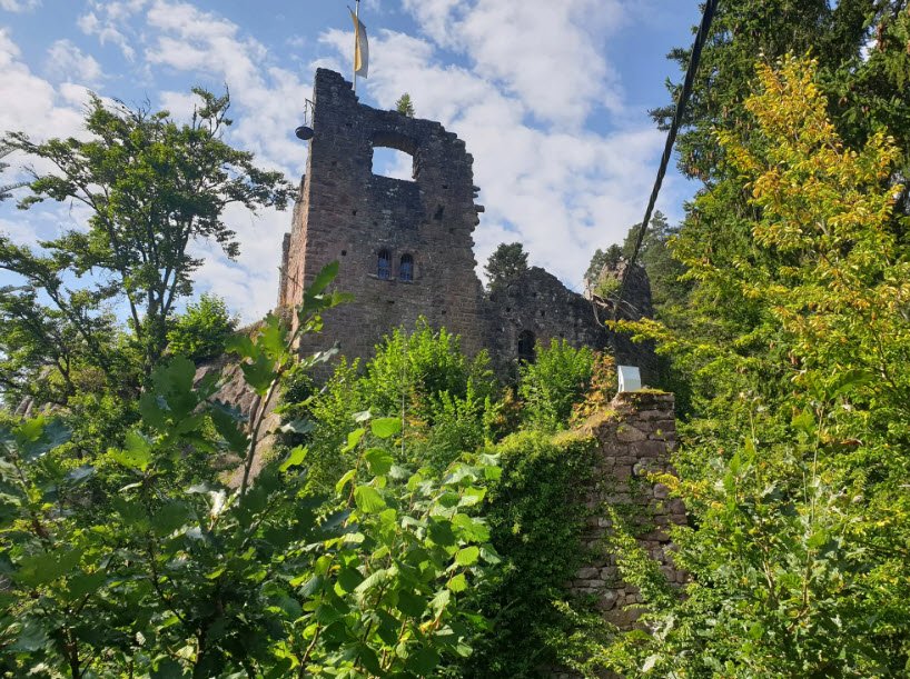 Burg Weiberzahn, Bärenburg, Germany